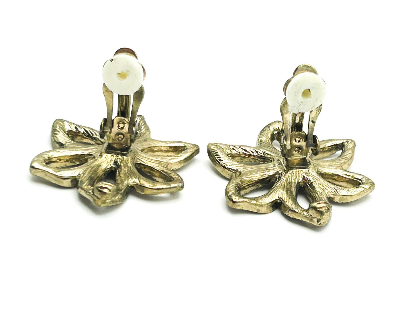 Vintage Gold Tone Flower Clip-On Earrings with Purple Pink Stone Centre