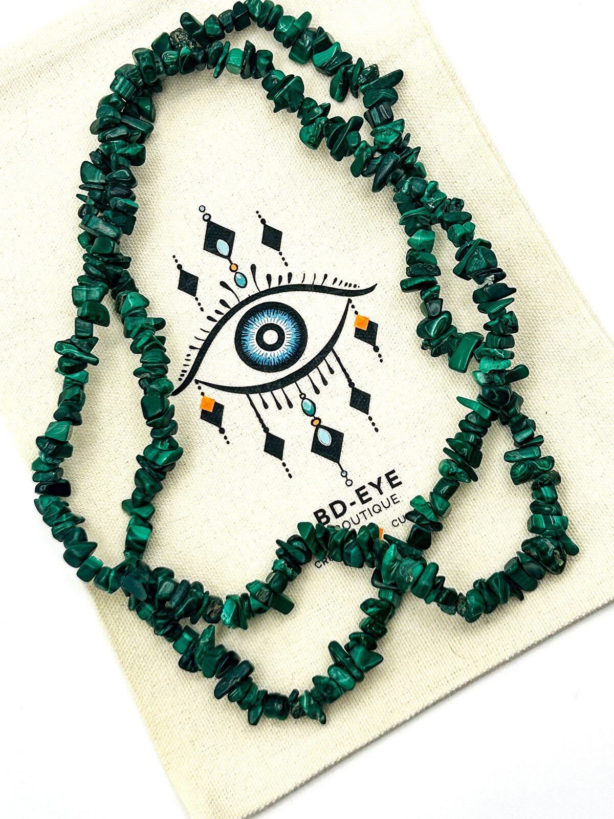 Vintage Long Clasp-less Malachite Semi-precious Gemstone Chip Necklace