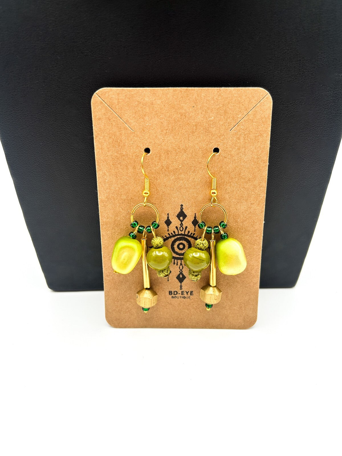 BD-Eye Original Green Cha Cha Necklace & Earrings Set Vintage Beads Statement