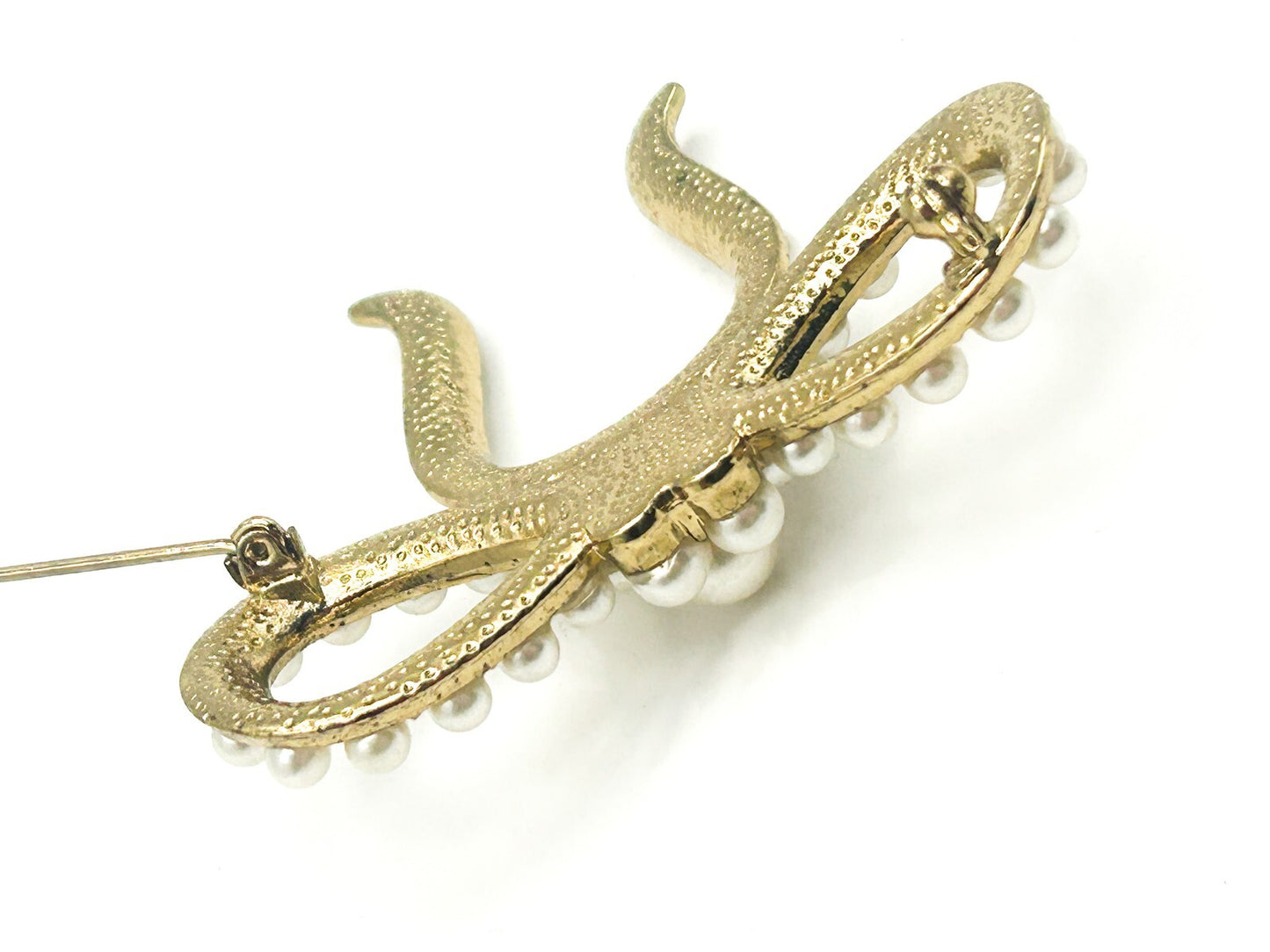 Vintage Faux Pearl Gold Tone Bow Brooch – 6cm