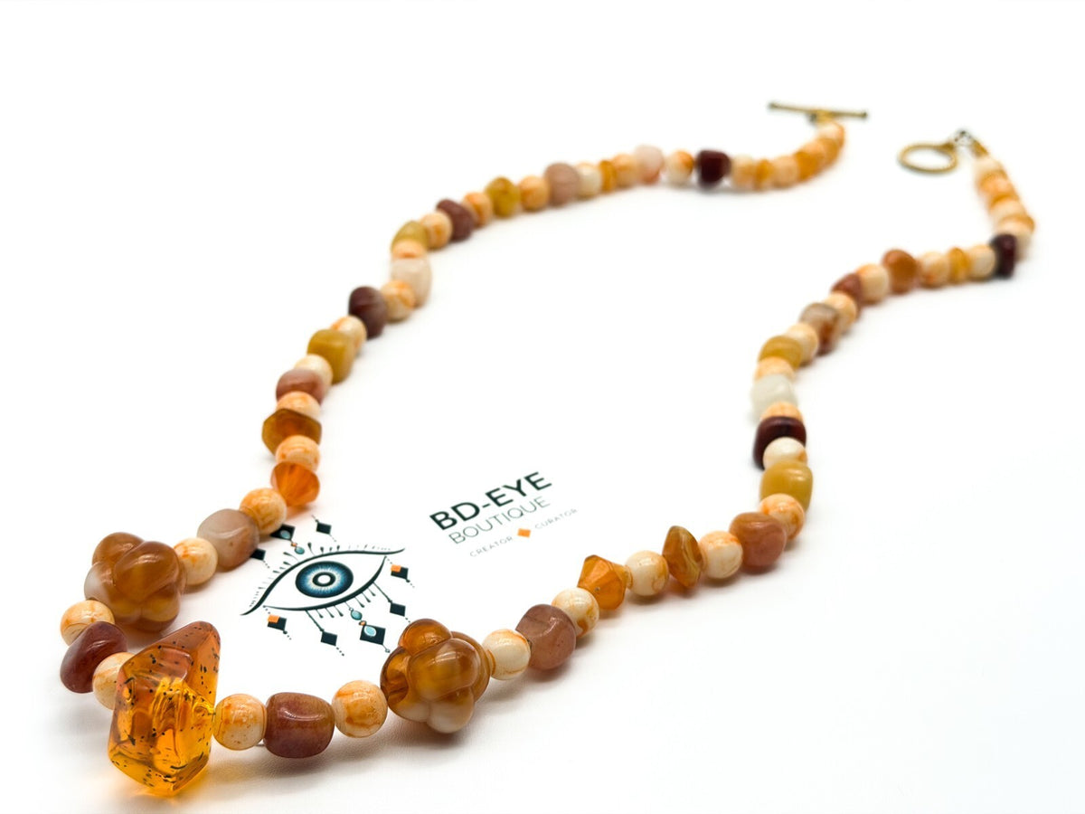 Agate & Faux & Amber Acrylic Beaded Necklace Gold Tone Toggle 25.5”