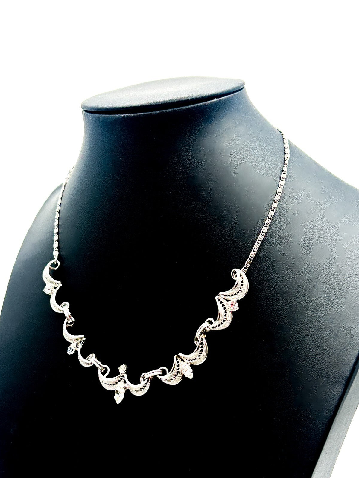 Vintage Rhinestone Necklace Marquise Filigree Silver Tone Scallop Design 16”