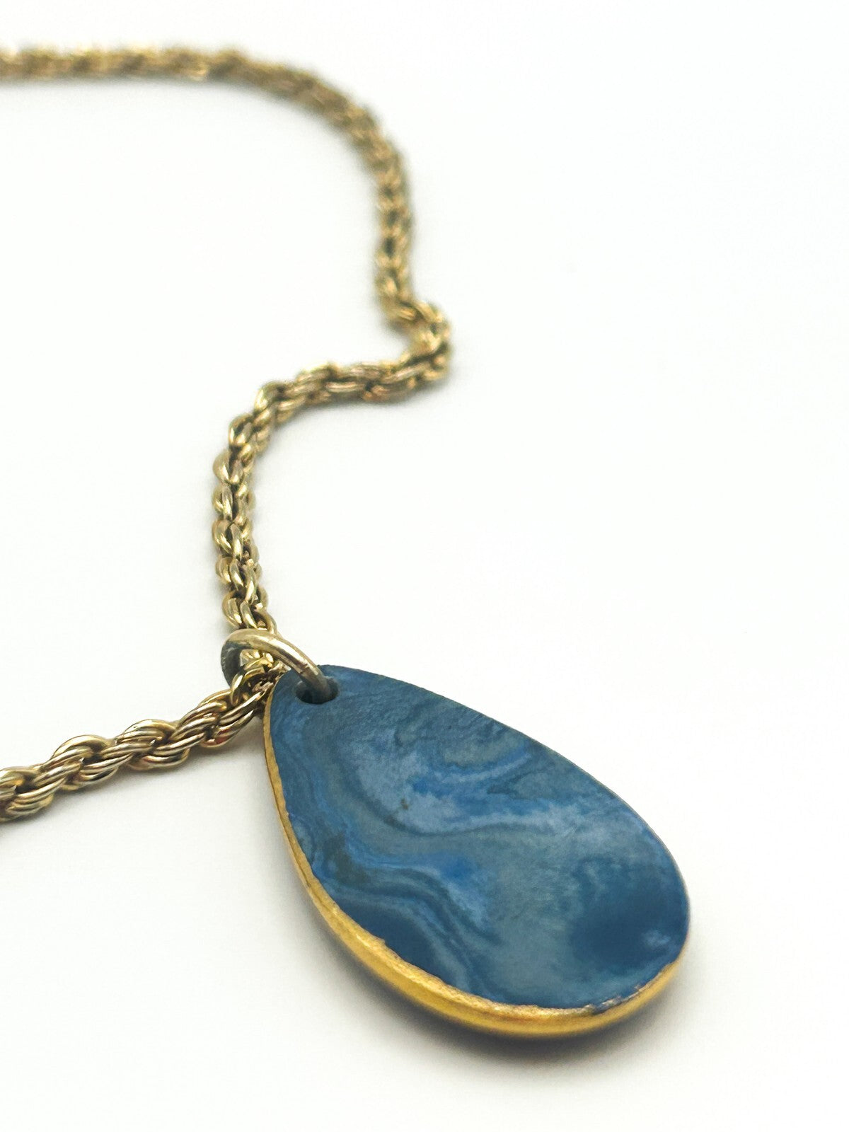 Vintage Blue Swirl Marble-Effect Pendant Necklace