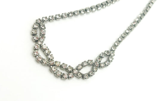 Vintage Rhinestone Infinity Design Necklace