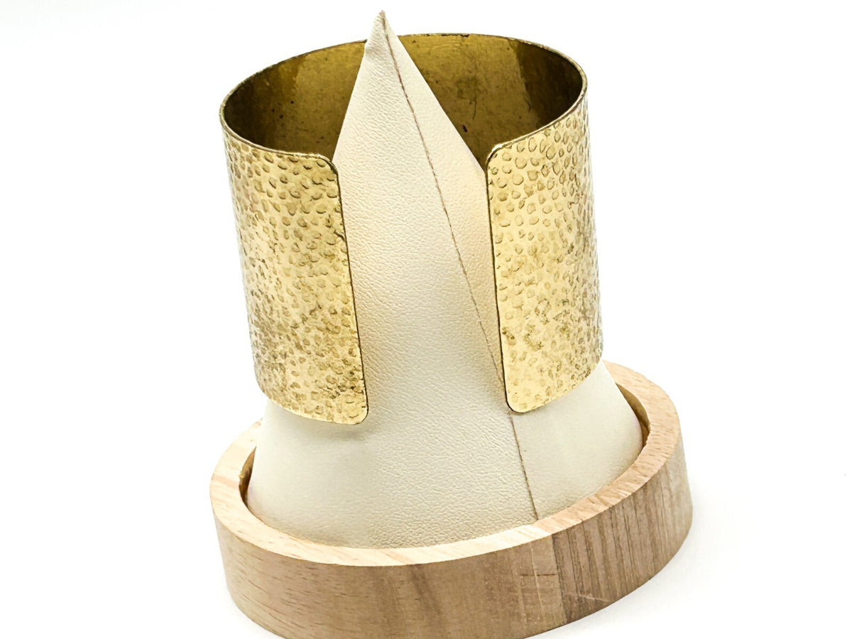 Pink Jade Gold Tone Textured Cuff Bracelet Faceted Stone Boho Statement Retro