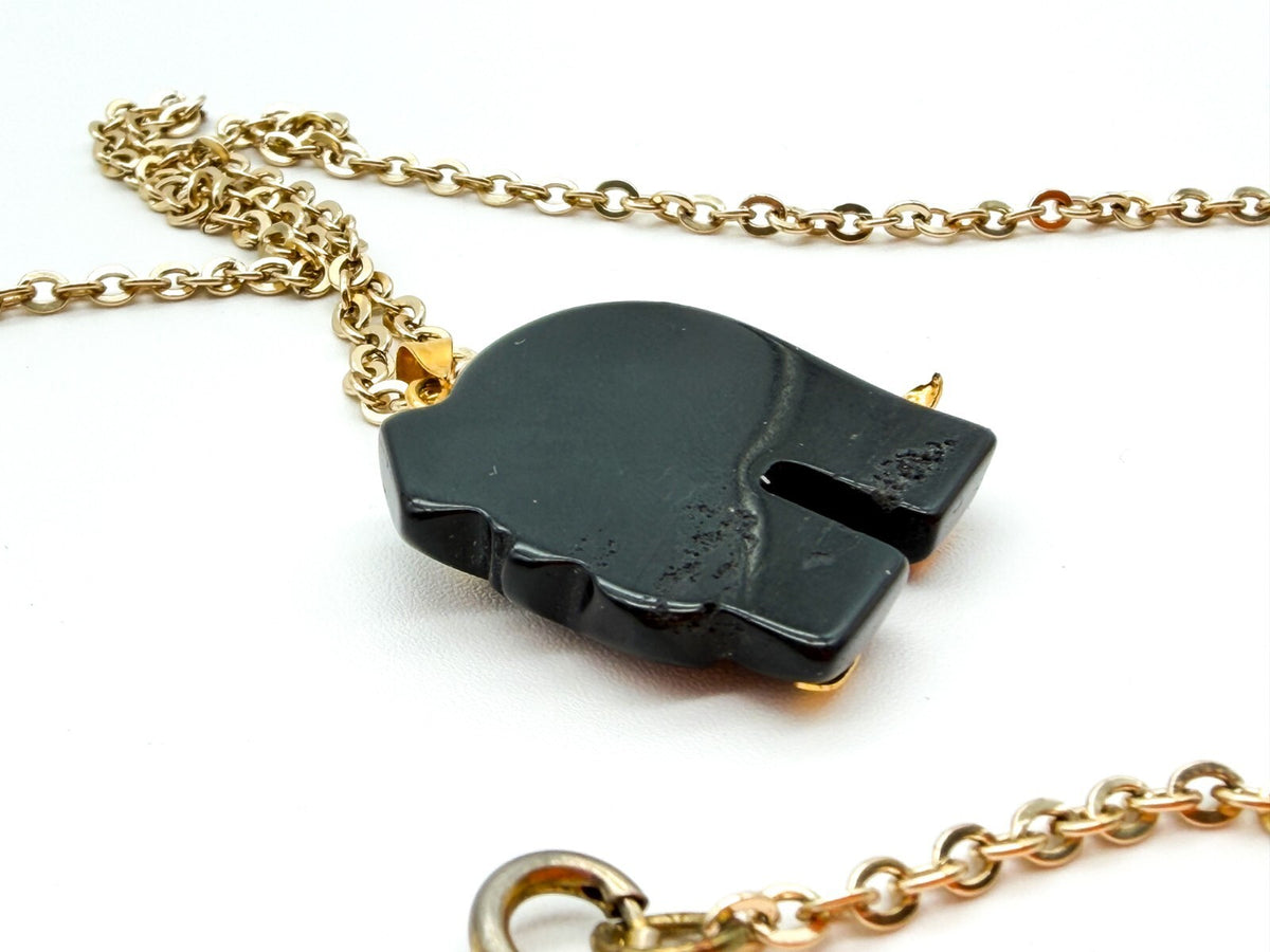 Vintage Black Onyx Elephant Pendant Necklace Gold Tone Oriental Style Detail