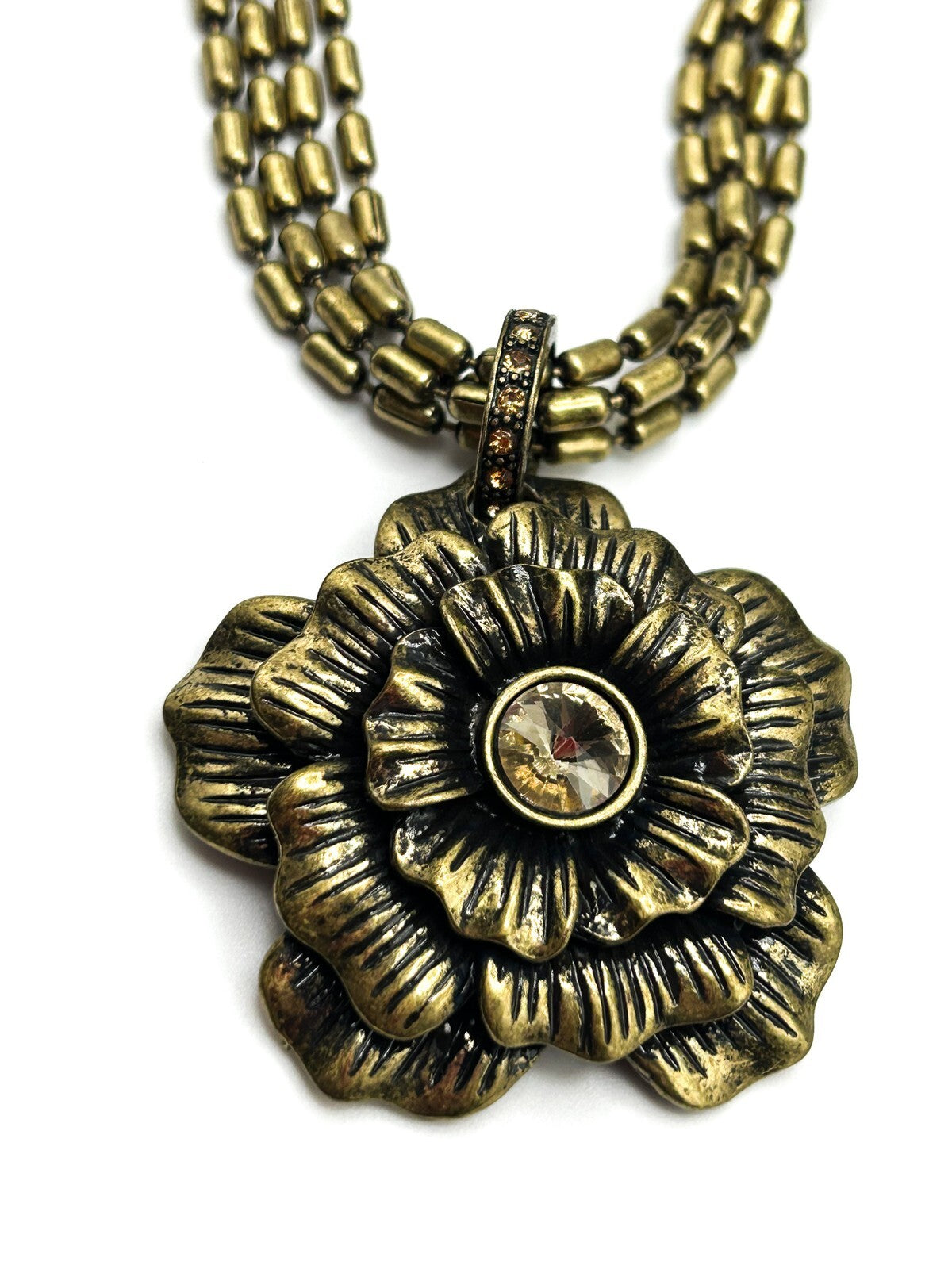 Antique-Style Gold Floral Pendant Necklace