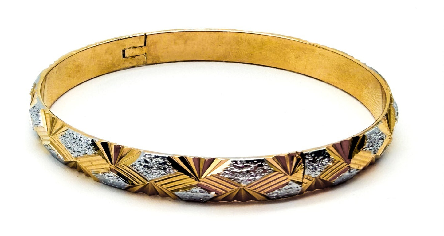Gold Tone Diamond Cut Hinged Bangle Bracelet Silver Tone Accents Geometric