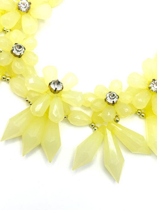 Yellow Faceted Teardrop & Rhinestone Flower Statement Necklace – 19”