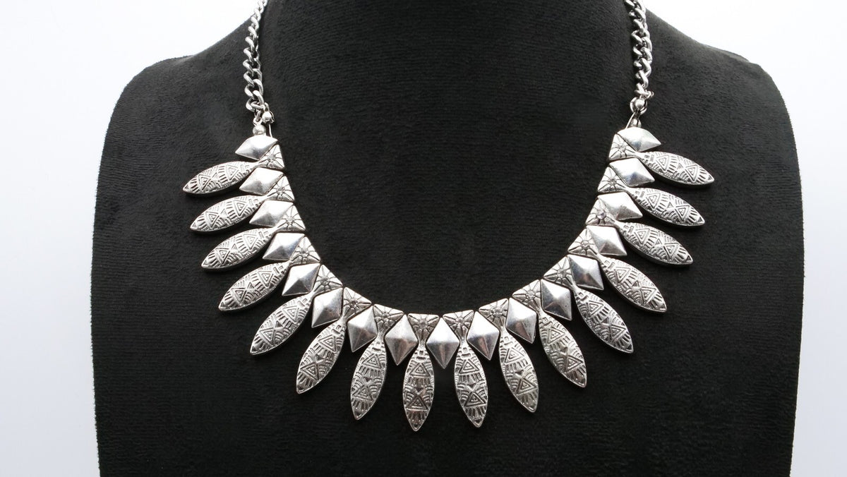 Egyptian Revival Statement Silver-Tone Bib Necklace Y2K Chunky Etched Geometric