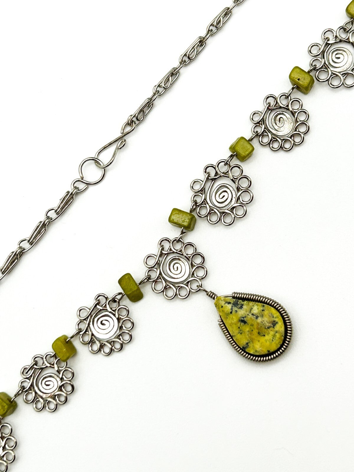 Peruvian Alpaca Silver Tone Necklace Earrings Set Lime Green Stone Boho Dainty
