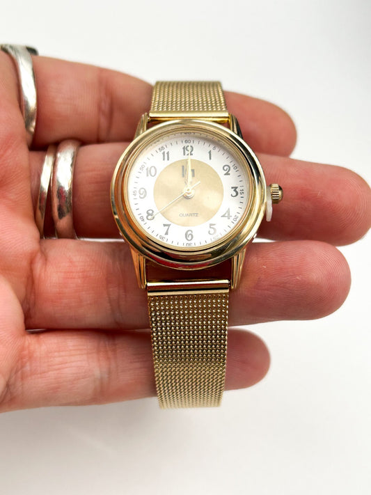Vintage New LIP Classics Gold Tone Ladies Quartz Mesh Bracelet Watch Untested