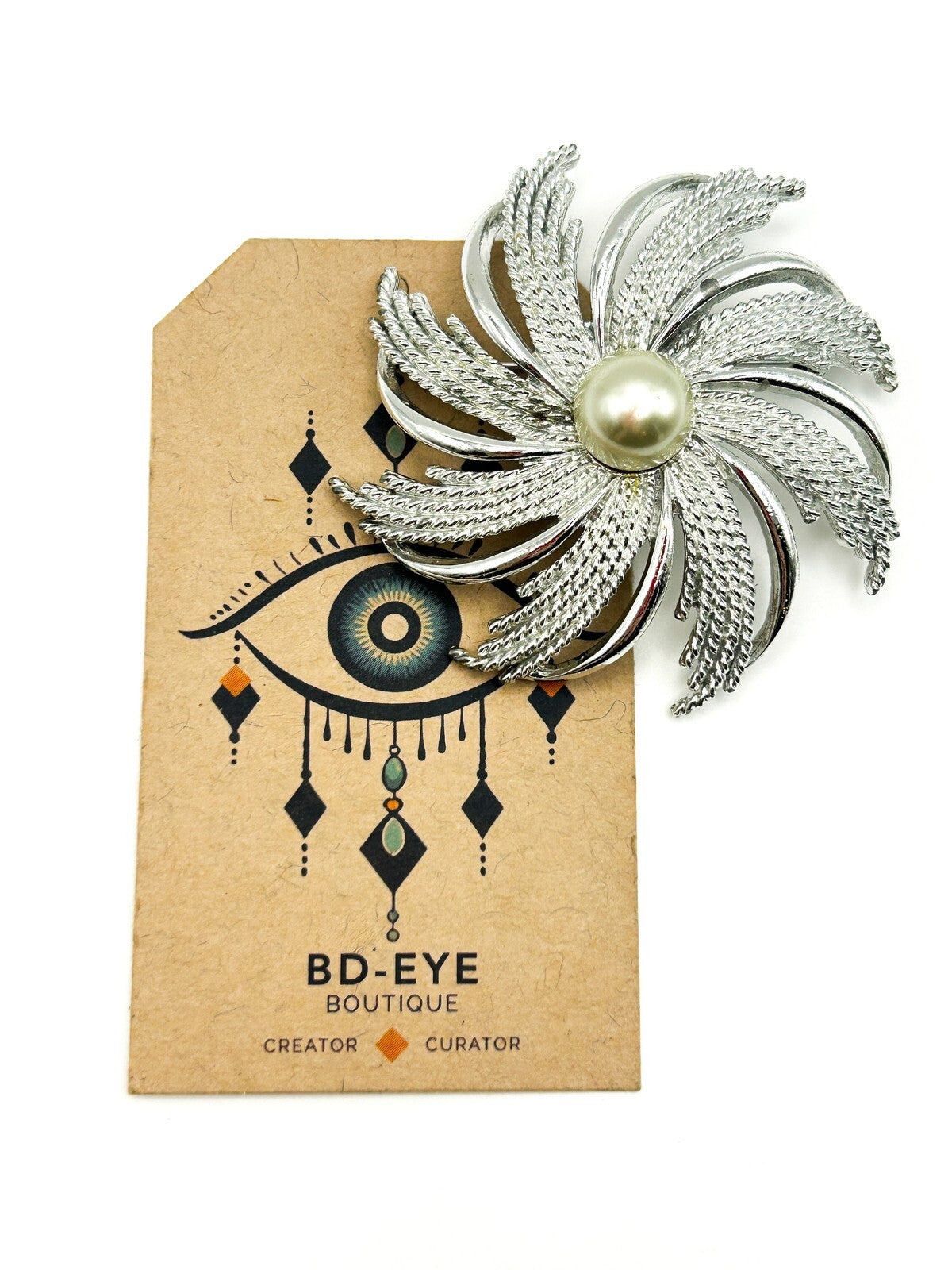 Sarah Coventry Silver Tone Sunburst Flower Brooch Faux Pearl Centre Pinwheel VTG