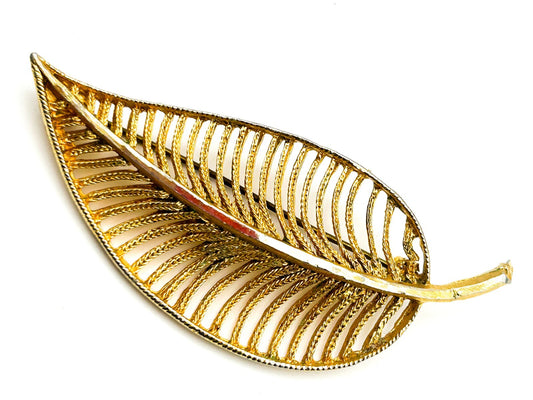 Vintage Hollywood Leaf Brooch Gold Tone Openwork Ribbed Pin