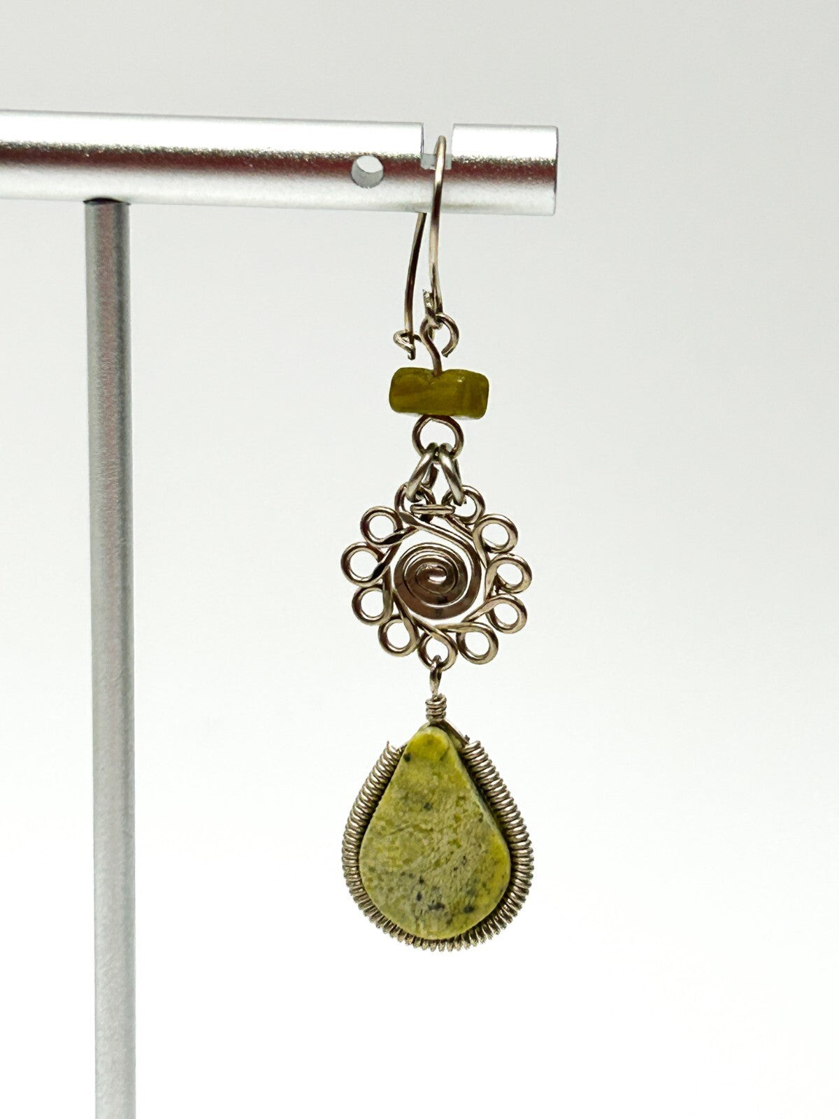 Peruvian Alpaca Silver Tone Necklace Earrings Set Lime Green Stone Boho Dainty