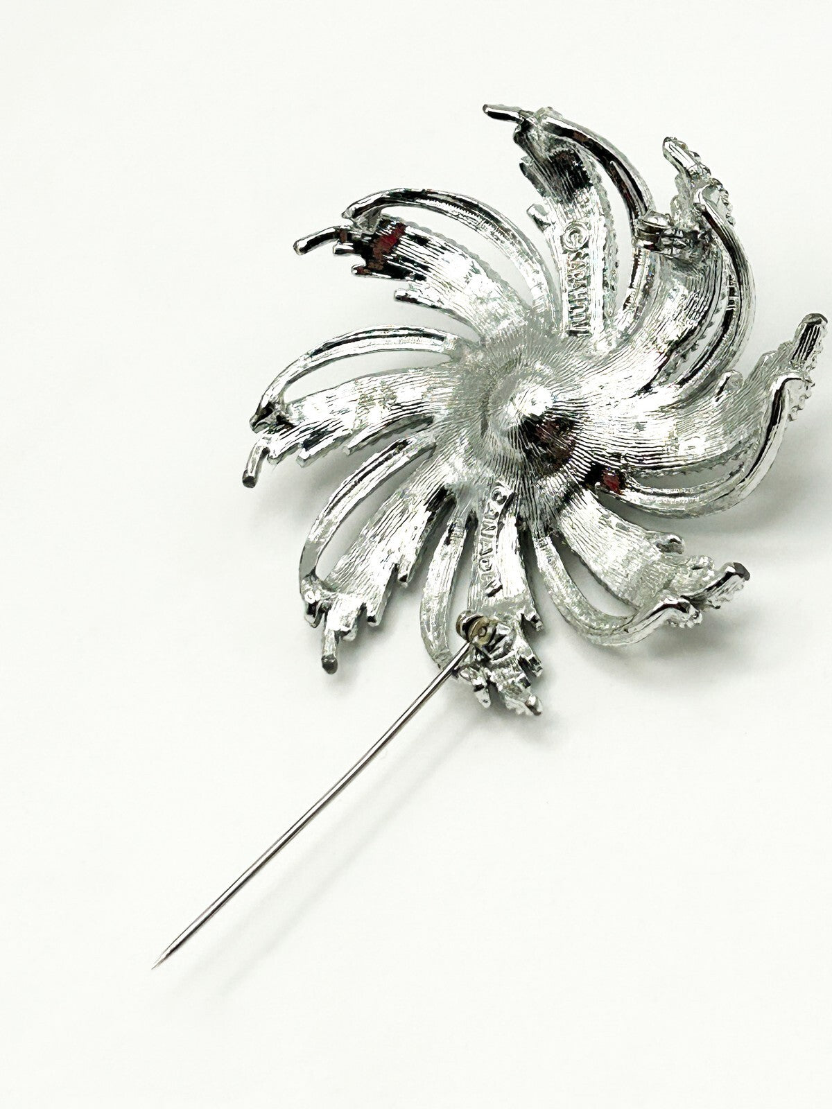 Sarah Coventry Silver Tone Sunburst Flower Brooch Faux Pearl Centre Pinwheel VTG