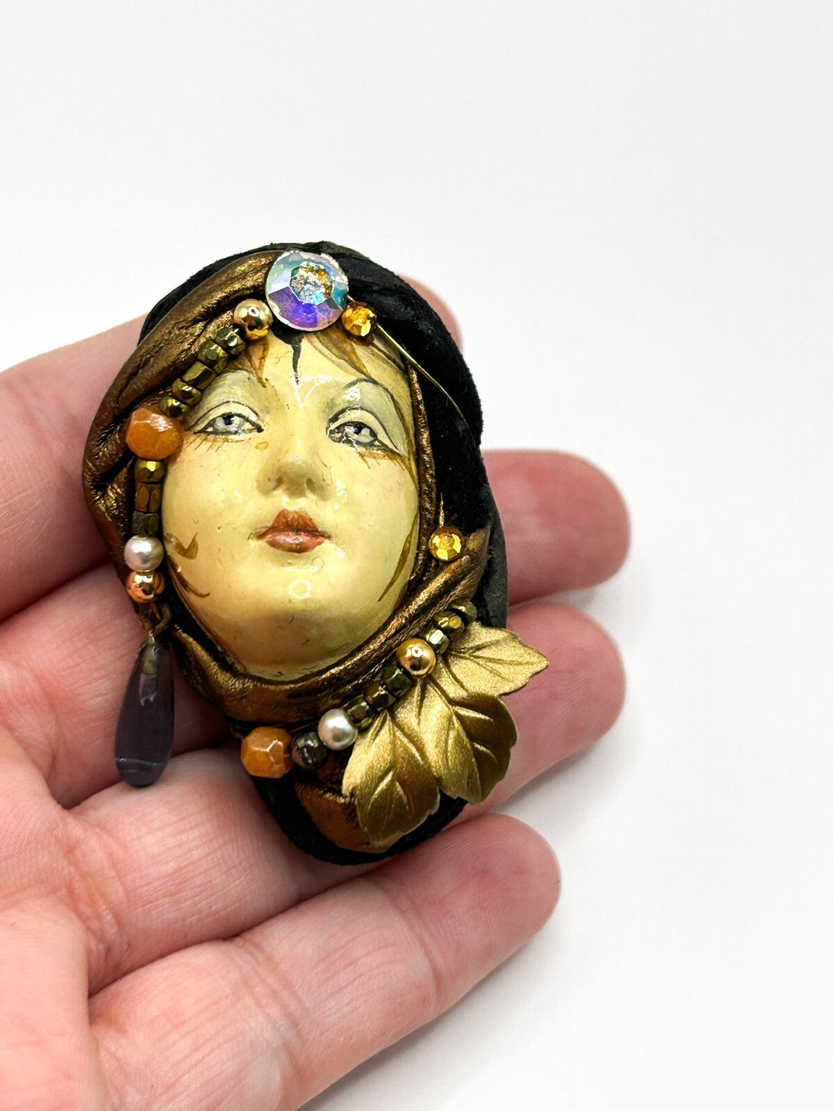 Vintage Lady Portrait Brooch Porcelain Face Mixed Media Figural 5cm Jewel Turban
