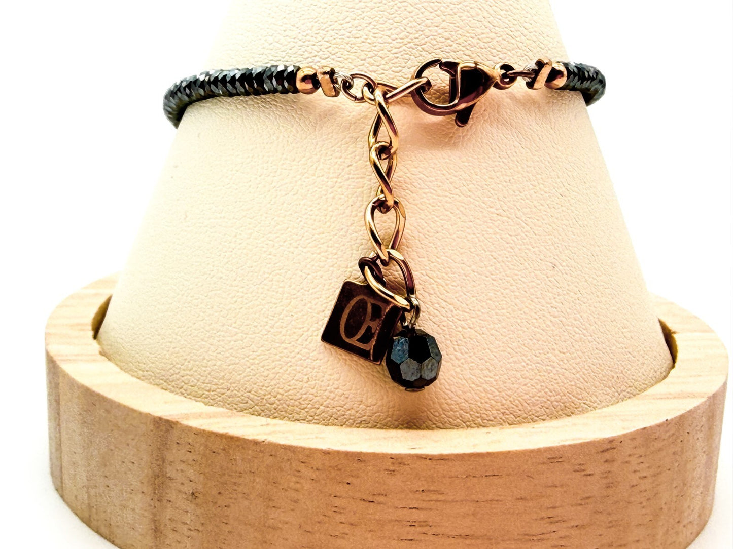 Coeur De Lion Bracelet Hematite Titanium Oxide Rose Gold Plated Elegant