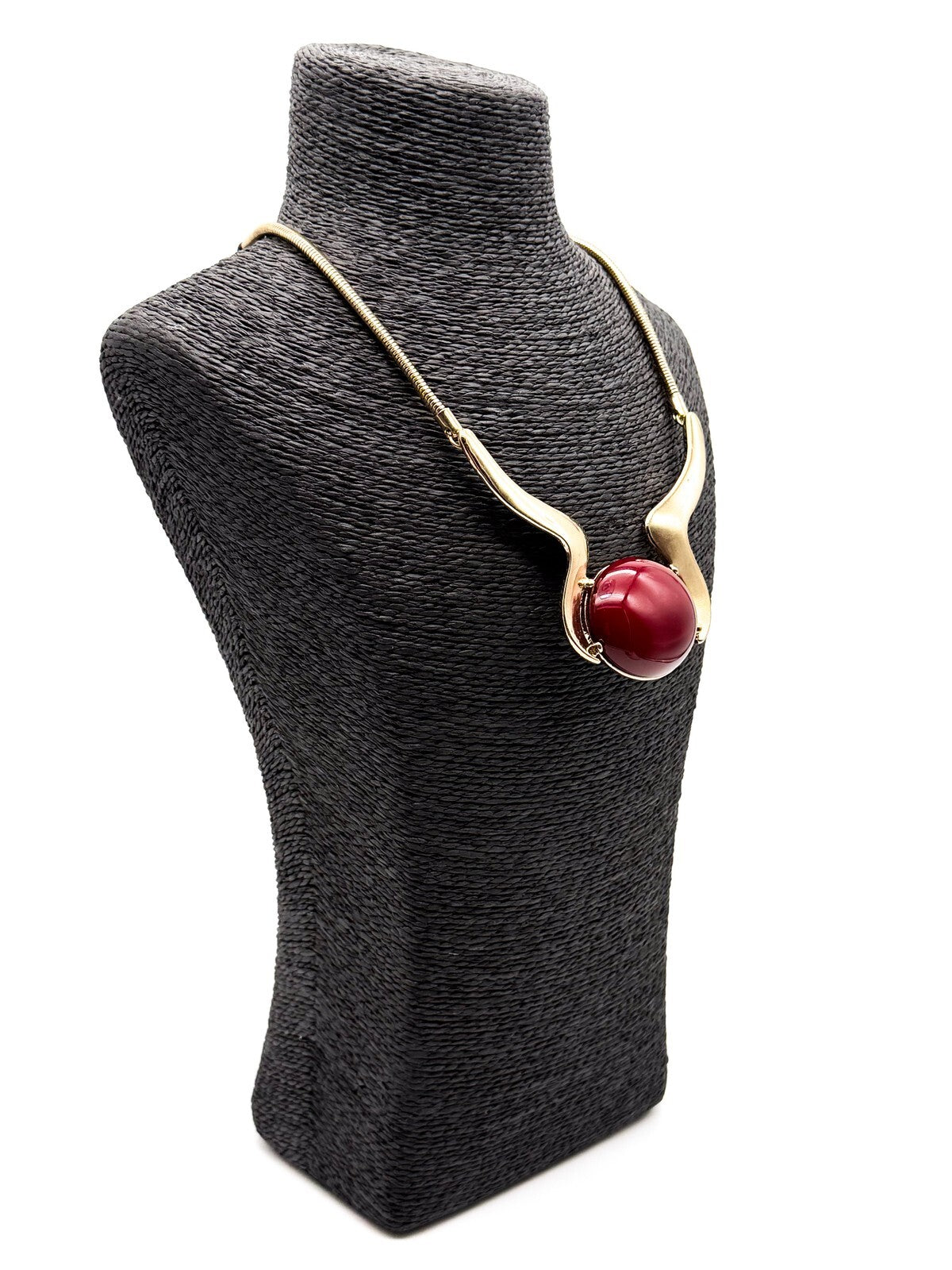Wallis Gold Tone Statement Necklace Red Cabochon Pendant Snake Chain 18” NWT